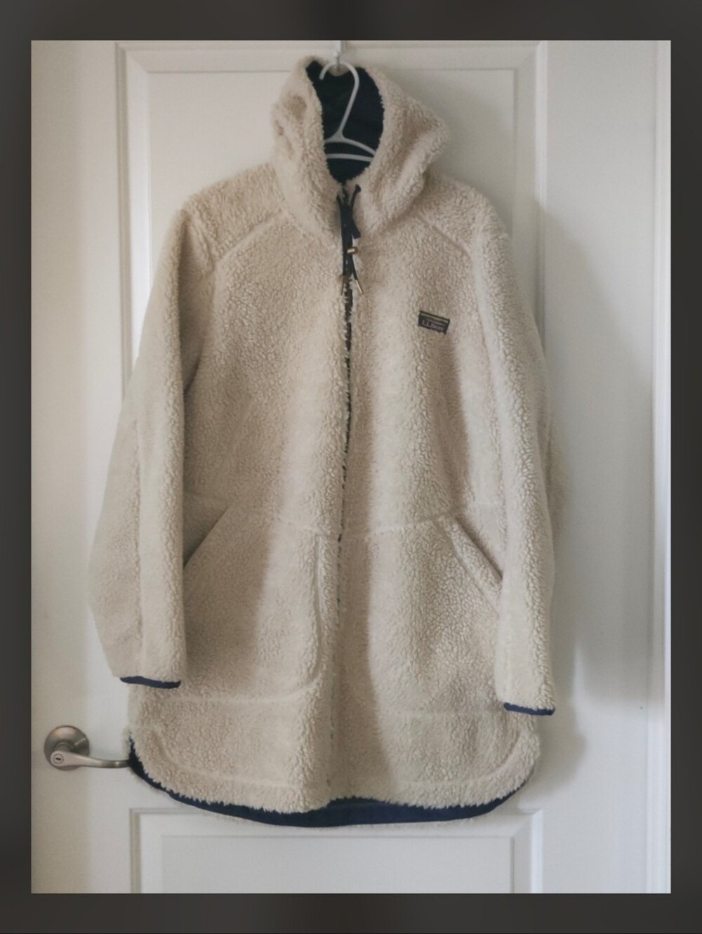 Women L.L. Bean Beige Sherpa Fleece Hooded Jacket / Coat - Size XL